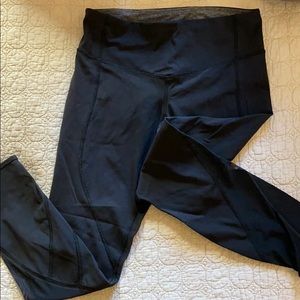 LULULEMON 5/8 - Running/yoga pants